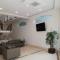 Bowen, Luxury Suites