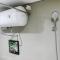 Azalea Suites Cikarang Studio Apartment with Bathtub By Travelio