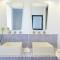 Milos Breeze Boutique Hotel