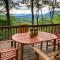 3 Bed 3 Bath Vacation home in Sylva