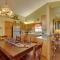 3 Bed 3 Bath Vacation home in Sylva