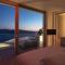 Echoes Luxury Suites - Oia