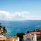 Penthouse Christina with Pool - Large Sunny Terrace - Seaview - 250m to Beach and Restaurants - Free Parking - Trogir and Ciovo - 15 minutes to airport