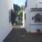 Precioso apartamento a pie de playa en la nueva Milla de Oro entre Estepona y Marbella