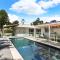 Foto: Poolside Noosa Oasis - Pet Friendly 12/16