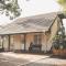 Biggy Best Boutique Hotel & Self Catering Cottages