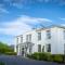 Castle Oaks House Hotel