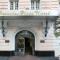 Reinales Plaza Hotel