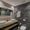 Luxury Amarin Apartment