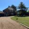 Picaroons - Friendly Bed & Breakfast Quiet with ample off-street parking
