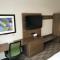 Holiday Inn Express & Suites - Pittsburgh - Monroeville by IHG