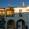 (WAR002) Town House with Garden and Pool Access