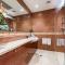 Exclusive Stays - Gallery Penthouse