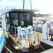 Houseboat Seabreeze