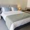 V36 Suites