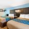 Econo Lodge West Yarmouth on Cape Cod