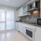 COMFORTABLE, CLOSE TO THE BEACH, POOL, NEW, PADDLE