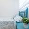 COMFORTABLE, CLOSE TO THE BEACH, POOL, NEW, PADDLE