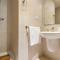 COMFORTABLE, CLOSE TO THE BEACH, POOL, NEW, PADDLE