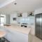 Deluxe Private Apartment in Surfers Paradise