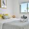Phaedrus Living: Seaside Luxury Flat Lighthouse 67
