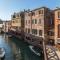 Ca' Meraviglia Canal View - Venice