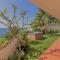 Villa in protected space in front of the sea