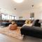 UNIQUE LUXURY DESIGNERS APARTMENT