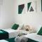 Phaedrus Living: Seaside Luxury Flat Natalia House 102