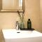 Phaedrus Living: Seaside Luxury Flat Natalia House 102