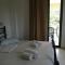 Gefyra Rooms