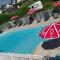 Camping Le Domaine Des Jonquilles photo 14