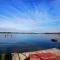 Lake Front Stunner near HToad & Shady Gators - Lake Ozark