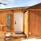 Yellowstones Treasure Cabins