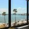Phaedrus Living Seaview Luxury Flat Marina Court 213