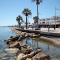 Phaedrus Living Seaview Luxury Flat Marina Court 213