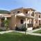 Heliotropia Houses