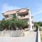 Family-friendly apartments with swimming pool Povljana, Pag - 244