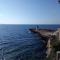 200m de la plage ,3mn du port à 50m du centre ville