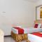 RedDoorz Plus near Sultan Hasanuddin Airport