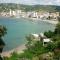 Panoramic Apartment in Villa on The Beach, In Center