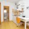 Apartments with parking space Postira, Brac - 2913