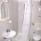 Apartments and rooms with parking space Bol, Brac - 2926