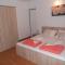 Apartments by the sea Supetarska Draga - Donja, Rab - 5030