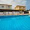 Nissi Villa Crystal