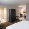 Americana Modern Hotel - Redding