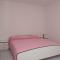 Apartments with parking space Sutivan, Brac - 747