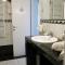 Seaside apartments with a swimming pool Rastici, Ciovo - 1084