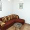 Apartments with swimming pool Mavarstica, Ciovo - 2053