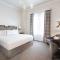 The Lancaster Hotel